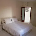 Cozy Penthouse * Santa Vennera