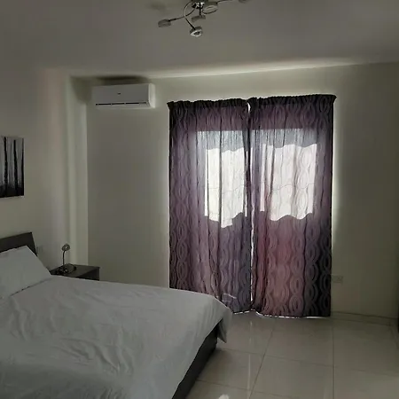 Apartamento Cozy Penthouse Santa Vennera