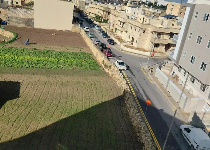 アパート Cozy Penthouse *